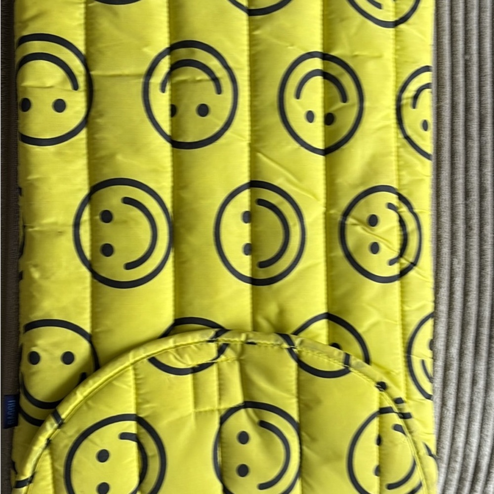 BAGGU Yellow Quilted laptop case with Black Smiley Faces